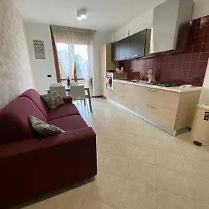 Casa Lux Modern Between And Milan Seveso